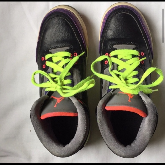 Nike Air Jordan 3 Retro GS Joker Shoes - Picture 3 of 10